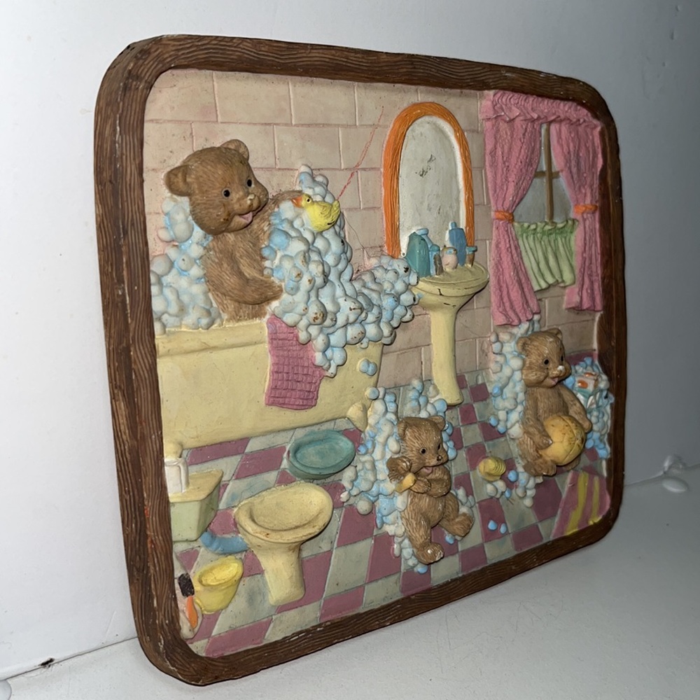 Vintage Teddy Bear Bathing Ceramic Wall Plaque 3D Textured - Picture 4 of 7